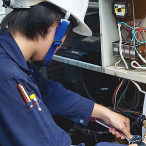 Complete Air Conditioning Service With Gas Top-Up And Refill Dubai