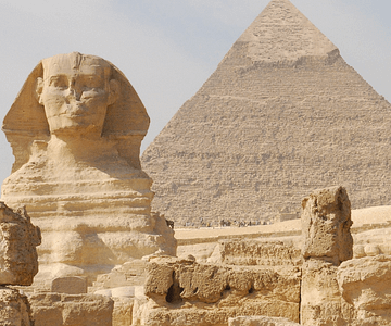 Full-day tour of Giza Pyramids