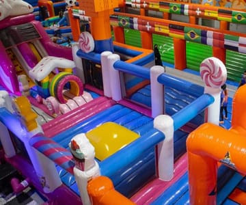 Air Maniax Yas Mall - Inflatable and Adventure Park Experiences