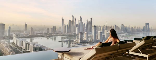 Aura sunrise pool experience with Burj view - Must-see attractions - Image 3