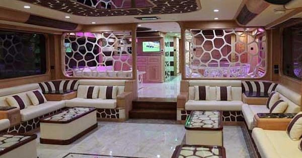 3-Hour Megayacht 5* Dinner + Drinks: Child (Aed 199), Adult (Aed 249) Dubai - Image 9