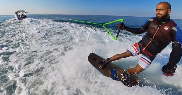 30-Minute Wakeboarding From Luxury Yachts Dubai - Image 3