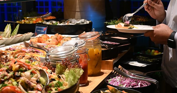 4* Theme Night Buffet With Soft Drinks Or House Beverages Dubai - Image 3