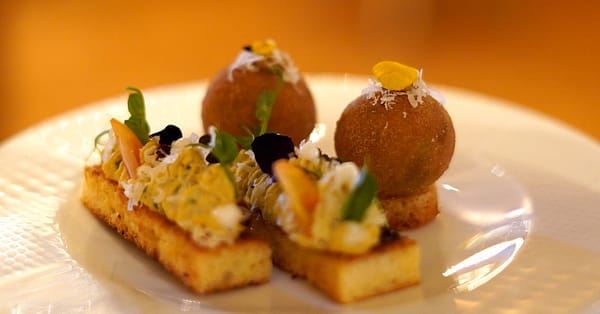 5* Afternoon High Tea Experience For Two, Four, Or Eight People Dubai - Image 4