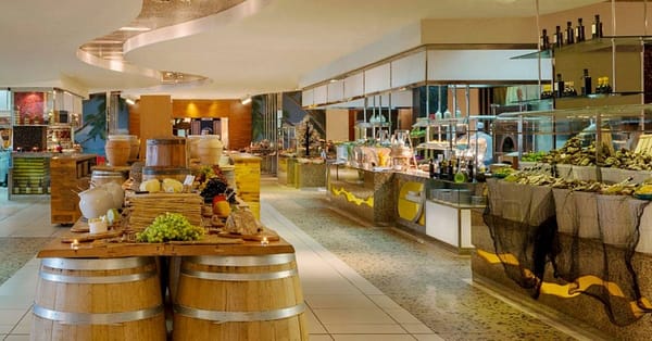 5* Breakfast Buffet Dubai - Image 2