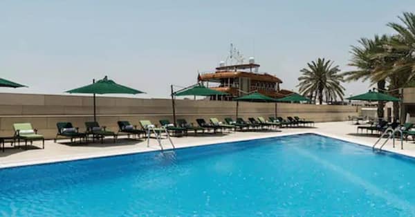 5* Pool Access Dubai - Image 3