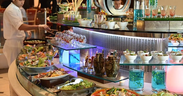 5* Sunday Brunch With Drinks: Child (Aed 79), Adult (Aed 159) Dubai - Image 2