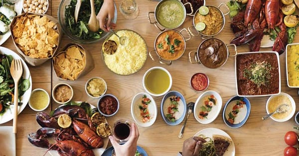 5* Sunday Brunch With Drinks: Child (Aed 79), Adult (Aed 159) Dubai - Image 4