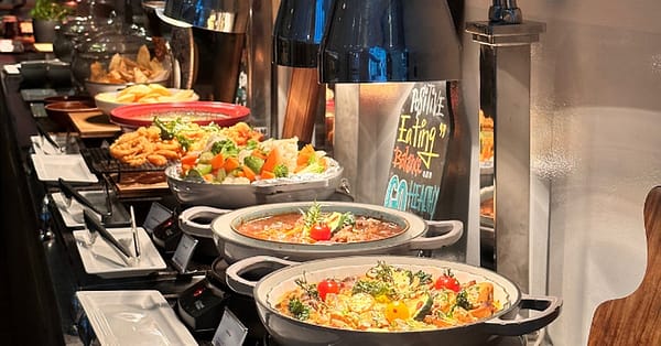 5*Night Buffet W/ Soft Beverage For Child Or House Beverage For Adults Dubai - Image 5
