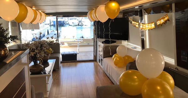 Birthday, Romantic, Bachelor/Bachelorette Party Decorations For Yachts Dubai - Image 4
