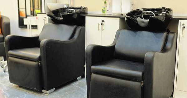 Body Waxing For Full-Arm, Full-Leg & Underarm + Opt Eyebrow & Upperlip Dubai - Image 3