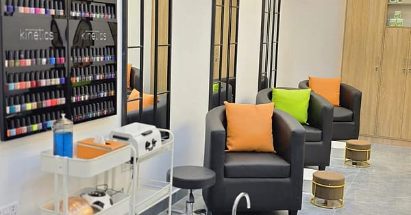 Body Waxing For Full-Arm, Full-Leg & Underarm + Opt Eyebrow & Upperlip Dubai - Image 7