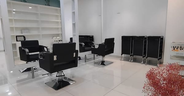 Hair Spa Treatment With Threading At Allure Beauty Lounge Dubai - Image 2