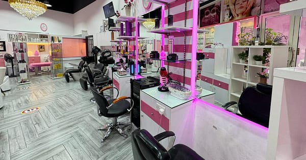 Classic And/Or Gel Manicure & Pedicure, Or Acrylic Nail Gel Extensions Dubai - Image 2