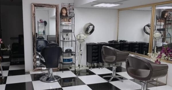 Classic Manicure And Pedicure Abu Dhabi - Image 2