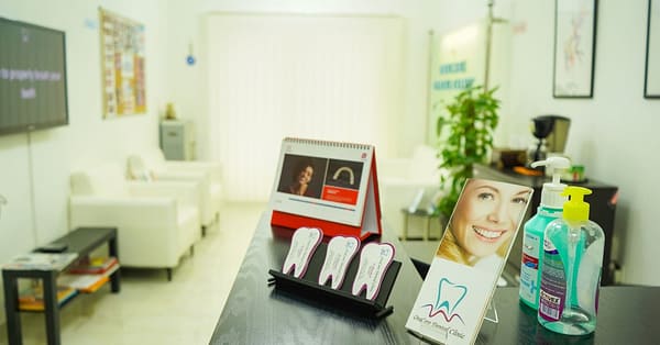 Dental Check-Up With Optional Stain Removal, Or Laser Teeth Whitening Dubai - Image 3