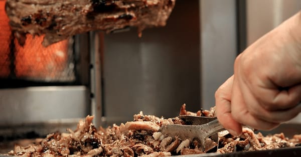 Dinner Buffet With Free-Flowing Beverages For 1 Child Or Upto 4 Adults Dubai - Image 9