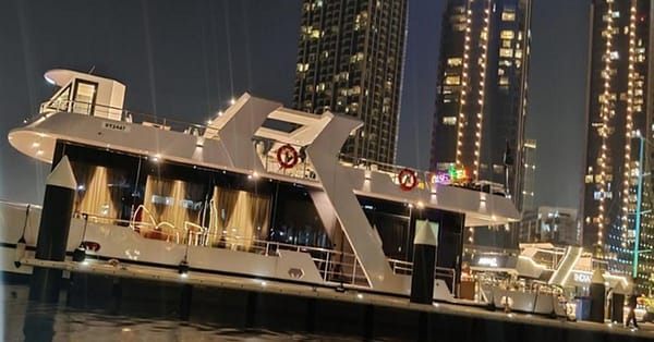 Dubai Canal Dinner Cruise With Soft Drinks! Dubai - Image 7