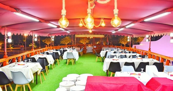 Dubai Marina Dinner Dhow Cruise For Child (Aed 129) & Adult (Aed 149) Dubai - Image 7
