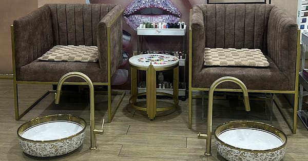 Enhance With 60-Min Diamond/Gold Facial With Optional Eyebrow Shaping Abu Dhabi - Image 5