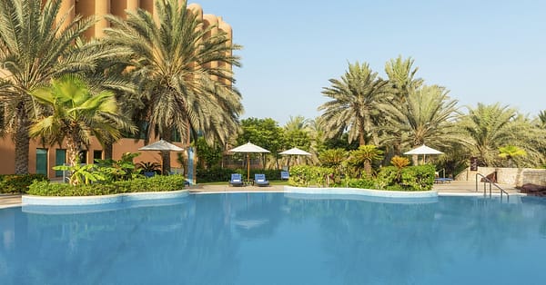 Free Flowing Beverages & 4-Course Set Menu Abu Dhabi - Image 2