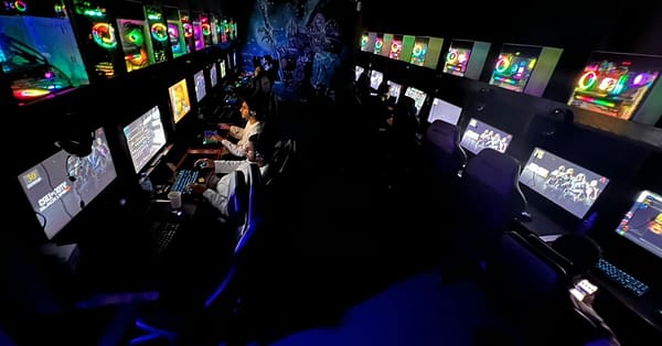 Gaming In General, Small Private, Or Big Private Room W/ Optional Food Dubai - Image 10