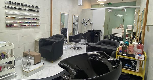 Glow With A 45-Minute Facial Dubai - Image 2
