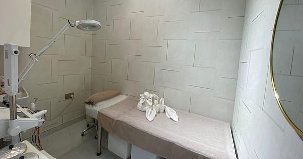 Glow With A 45-Minute Facial Dubai - Image 3