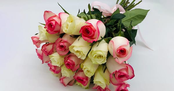 Handcrafted Bouquets Of Roses For Any Occasion In Dubai Dubai - Image 2
