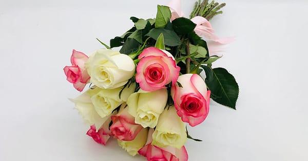 Handcrafted Bouquets Of Roses For Any Occasion In Dubai Dubai - Image 3