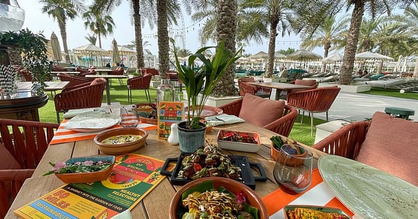 Have A Fun Saturday: Brunch With Pool And Beach Access Dubai - Image 7