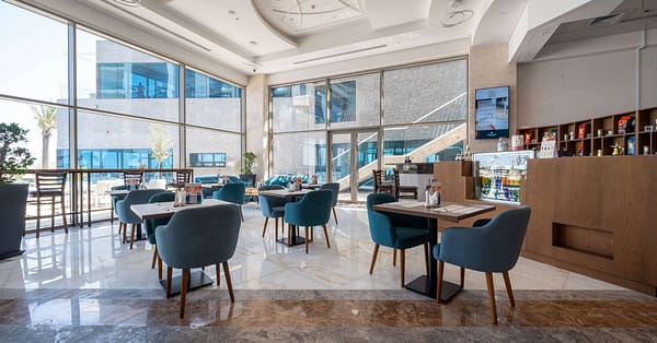 International Breakfast Buffet W/ Pool & Beach Access Dubai - Image 2