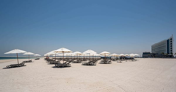 International Breakfast Buffet W/ Pool & Beach Access Dubai - Image 6