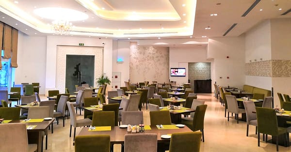 Lunch / Dinner Experience At Crystal Restaurant By Copthorne Hotel! Dubai - Image 4