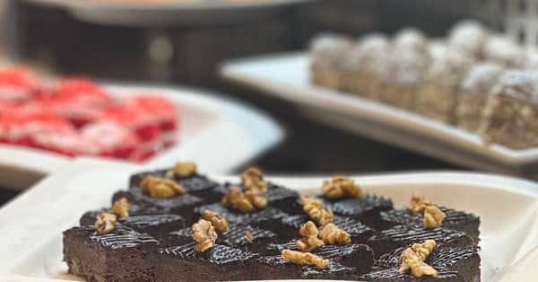 Lunch Or Dinner Buffet With Beverages:Child (Aed 35), Adult (Aed 109) Abu Dhabi - Image 4