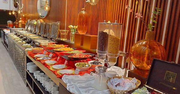 Luxurious Accommodations With Prime Location And Culinary Excellence Dubai - Image 2