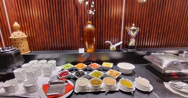 Luxurious Accommodations With Prime Location And Culinary Excellence Dubai - Image 9