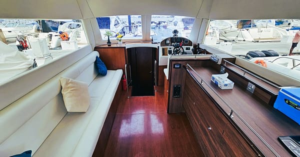 Luxury Yacht Rentals For 1-3 Hours Dubai - Image 5