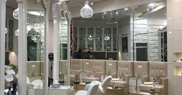 Mani-Pedi Services At Strands N Curls Dubai - Image 3