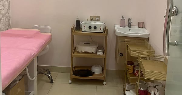 Mani-Pedi Session At Nu Looks Beauty Salon Dubai - Image 7