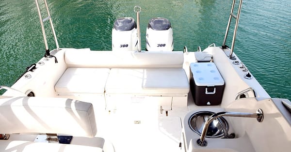 Marina Yacht Tour For Up To 8 On A 30ft Yacht/Up To 10 On A 35ft Yacht Dubai - Image 6