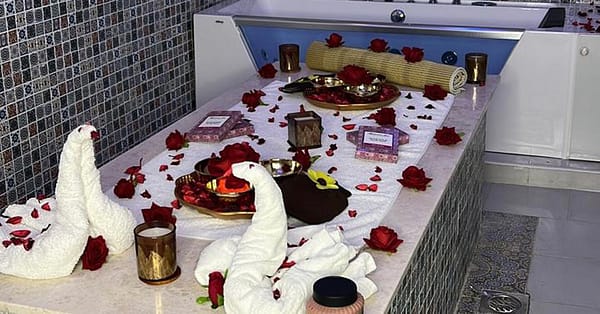 Men Or Women Spa Treatment With Manicure And Pedicure, And Blow-Dry Dubai - Image 12