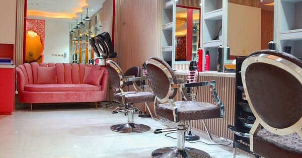 Men Or Women Spa Treatment With Manicure And Pedicure, And Blow-Dry Dubai - Image 9