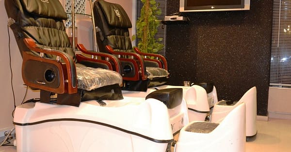 Nail Services With Blow-Dry At Belle Ame Salon Dubai - Image 3