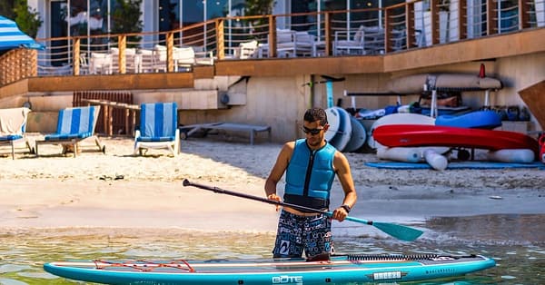 One-Hour Paddleboard Or Kayak Rental At Sea Riders Dubai - Image 4