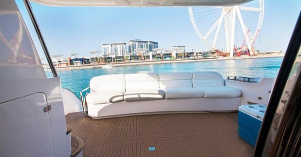 One-Hour Private Yacht Rental Dubai - Image 6