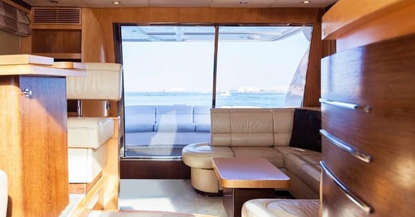 One-Hour Private Yacht Rental Dubai - Image 9