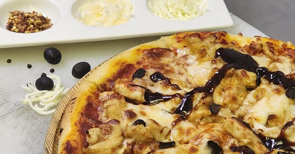 Pick Appetizer And Pizzas From Menu Dubai - Image 2