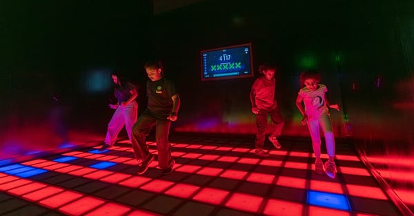 Pixel Lighting Game For Upto Four! Dubai - Image 3