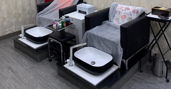 Relax With 40 Or 60-Minute Moroccan Bath Or Facial At Sumr Gents Salon Dubai - Image 4